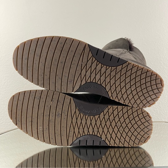 EMU AUSTRALIA Dark Brown Suede Sheepskin Leather Bells Beach Lo Shearling Boots - Picture 12 of 14